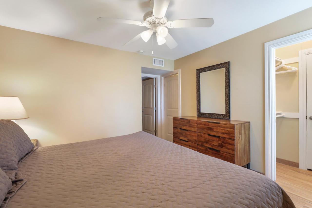 Ground Floor Beachfront Beauty! Steps To The Beach And Pool South Padre Island Extérieur photo