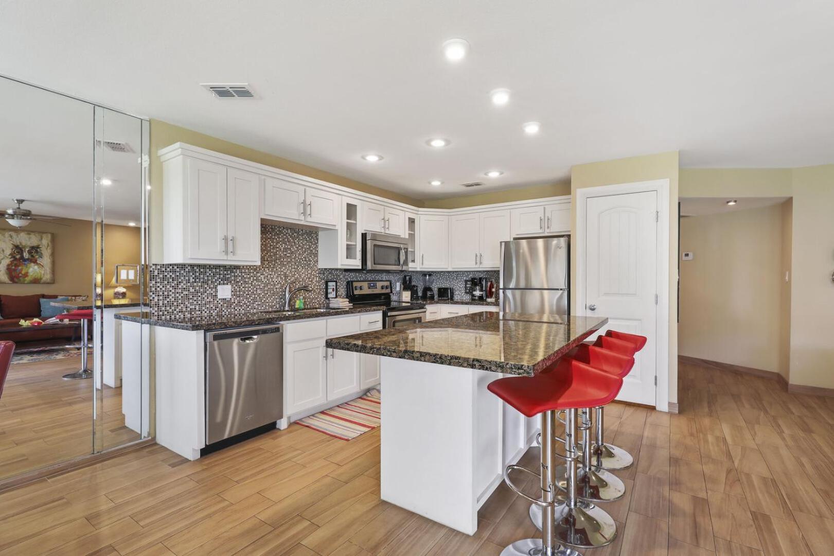 Ground Floor Beachfront Beauty! Steps To The Beach And Pool South Padre Island Chambre photo